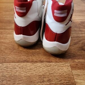 Jordan 11 Retro High Cherry